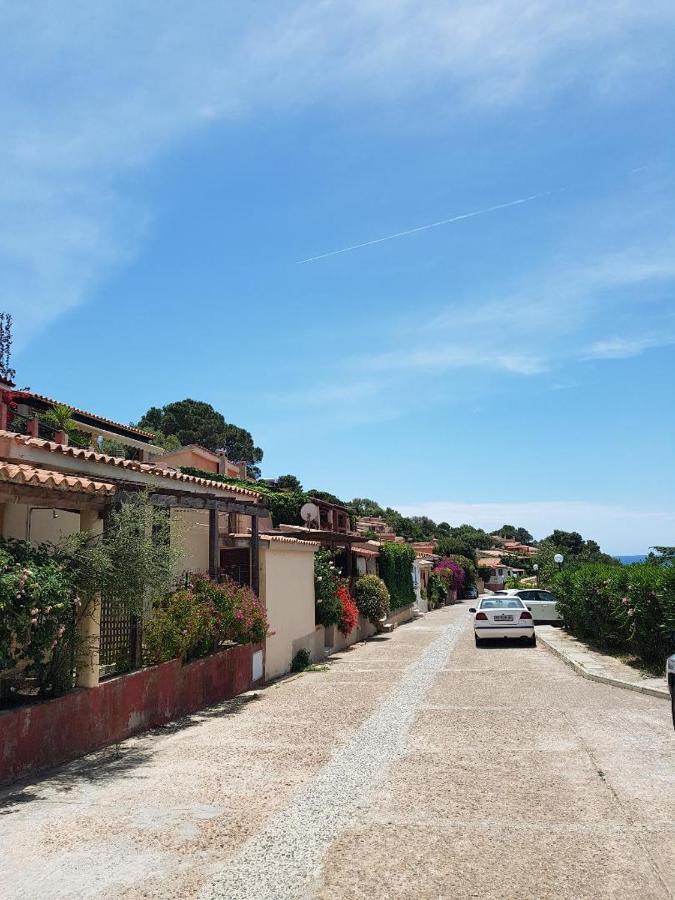 Villetta Azzurra Kal'E Moru 杰若米斯 外观 照片